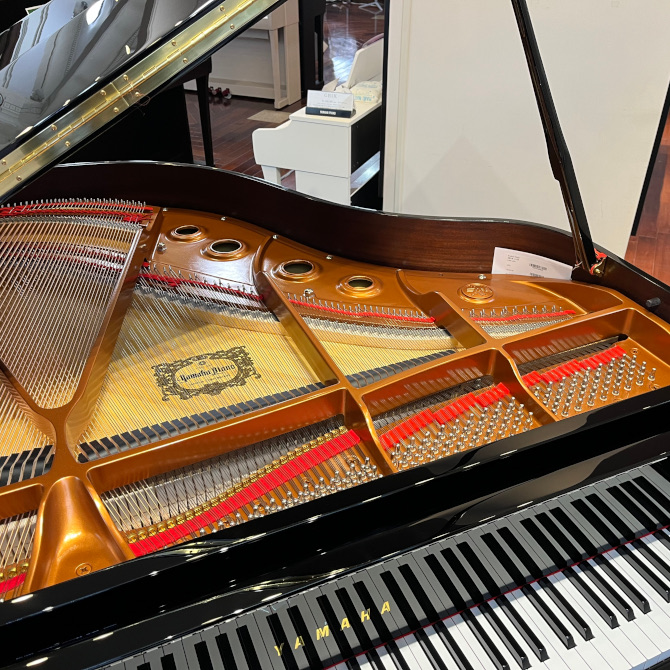 【展示特価品】ヤマハ  グランドピアノ GB1K