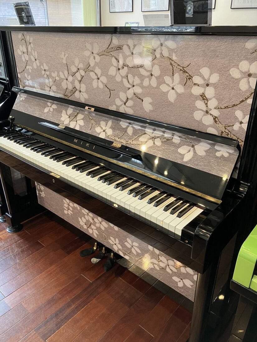 MIKI | 商品一覧 | 大阪・本町のピアノ専門店「三木楽器 開成館」