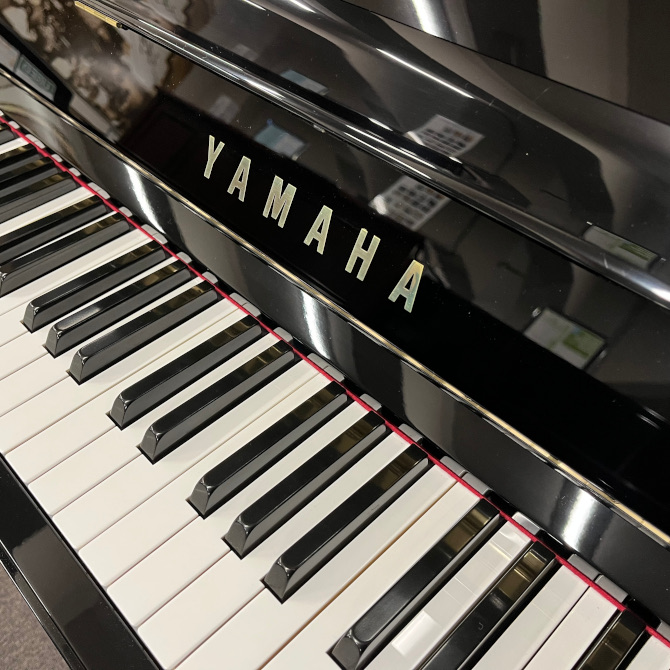 《中古》U10A　ヤマハアップライト