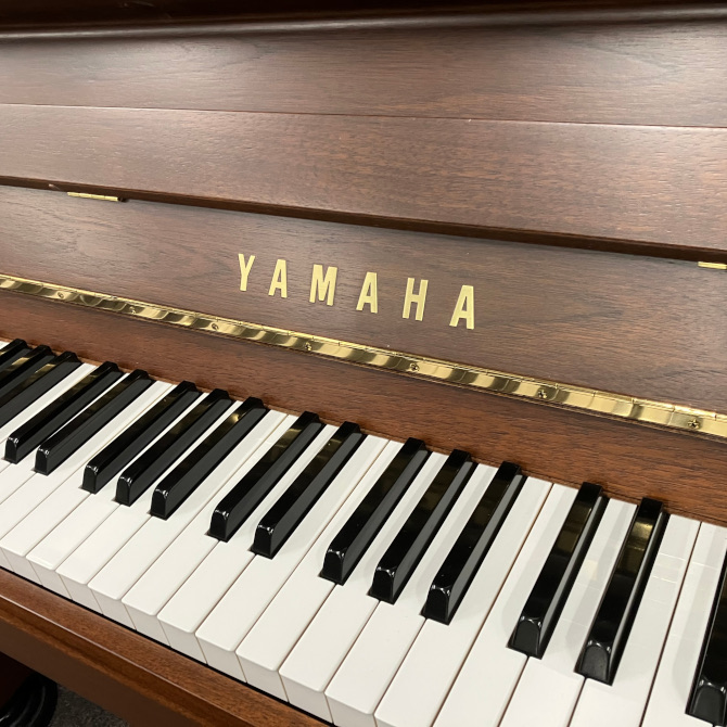 《中古》MC10WnC　ヤマハアップライトピアノ