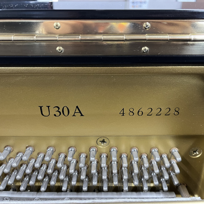 《中古》U30A　ヤマハアップライトピアノ