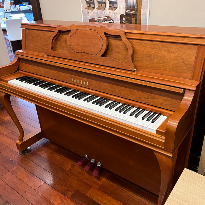 《店頭展示品1台限り》YF101C ヤマハアップライトピアノ