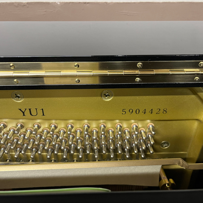 《中古》YU1　ヤマハアップライトピアノ