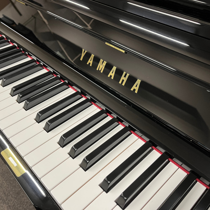 《中古》YUS3　ヤマハアップライトピアノ