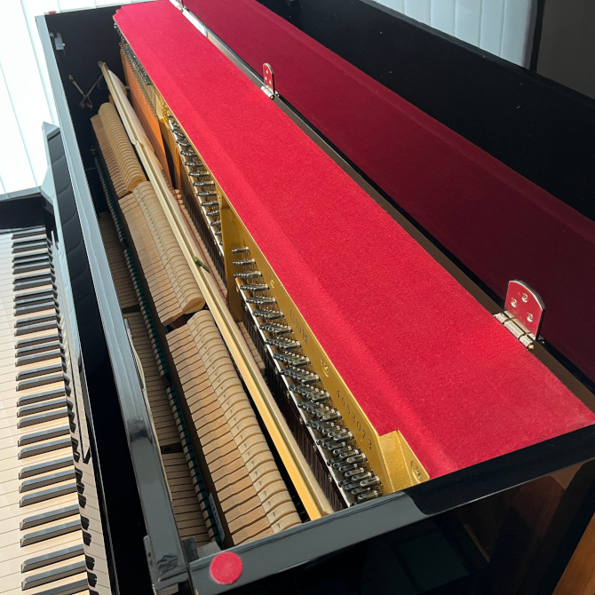 《中古》U10BL　ヤマハアップライトピアノ