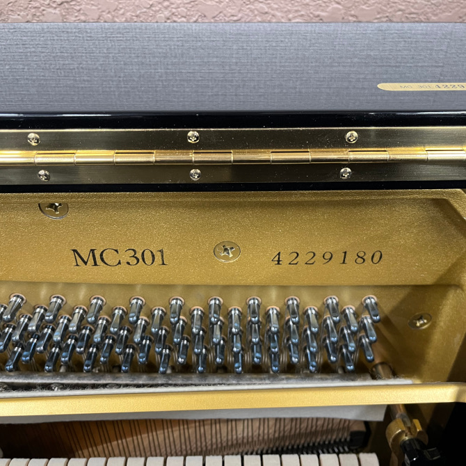 《中古》MC301　ヤマハアップライトピアノ