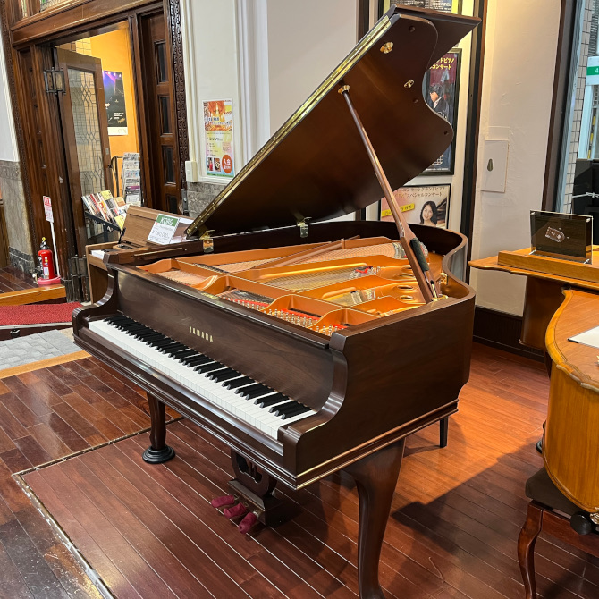 《店頭展示品1台限り》ヤマハ グランドピアノ C2XCP