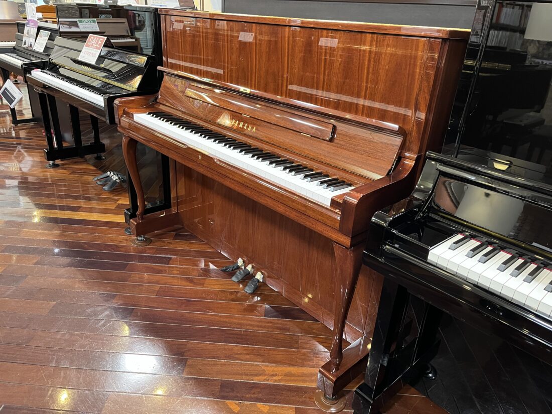 《店頭展示品1台限り》ヤマハ アップライトピアノ YUS1MhC