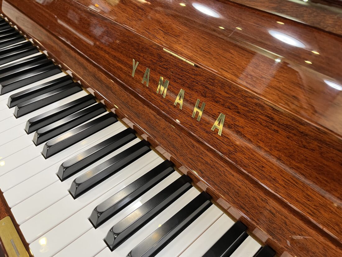《店頭展示品1台限り》ヤマハ  アップライトピアノ YUS1MhC