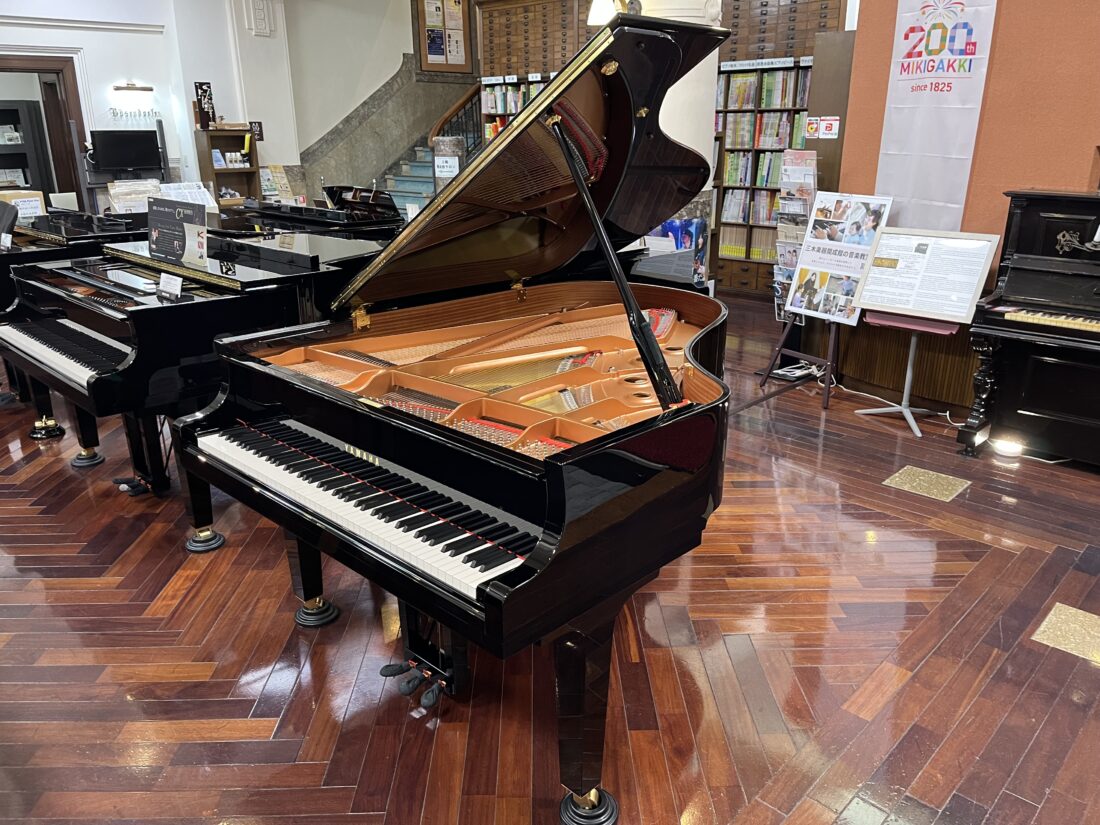 《店頭展示品1台限り》ヤマハ  グランドピアノ C3X