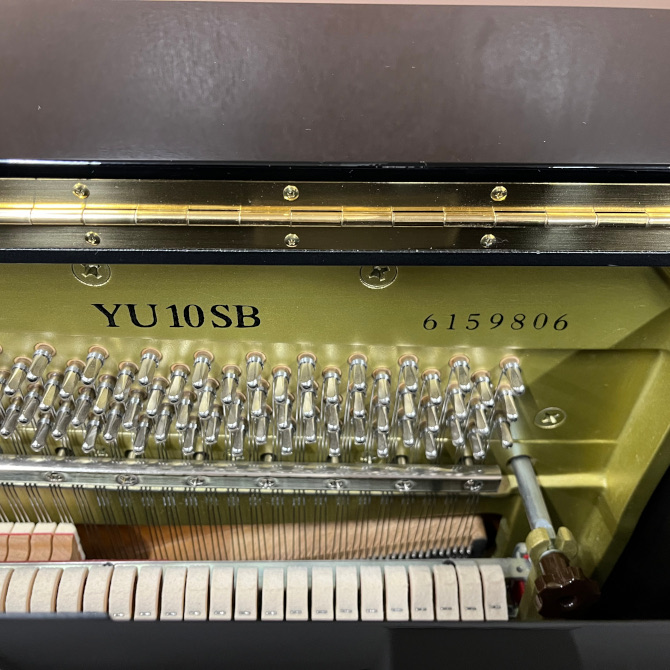 《中古》YU10SB　ヤマハ消音機能付きアップライトピアノ