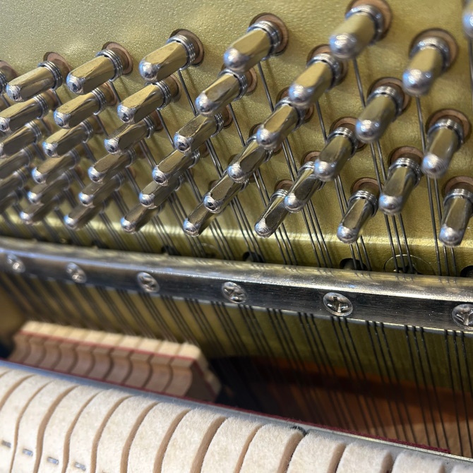 《中古》YF101W-SB　ヤマハサイレント付きアップライトピアノ