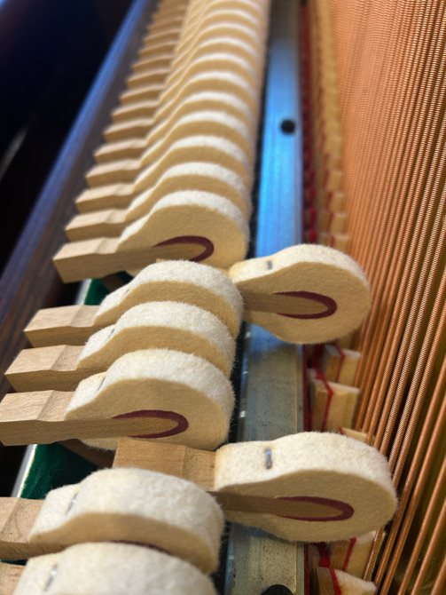 《中古》YF101W-SB　ヤマハサイレント付きアップライトピアノ