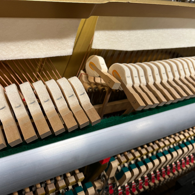 《中古》MC10A　ヤマハアップライトピアノ