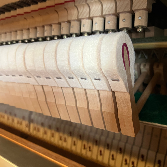 《中古》MI201　ヤマハアップライトピアノ