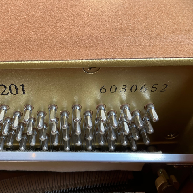 《中古》MI201　ヤマハアップライトピアノ