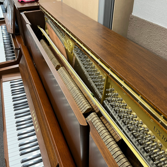 《中古》UX10WnC　ヤマハアップライトピアノ