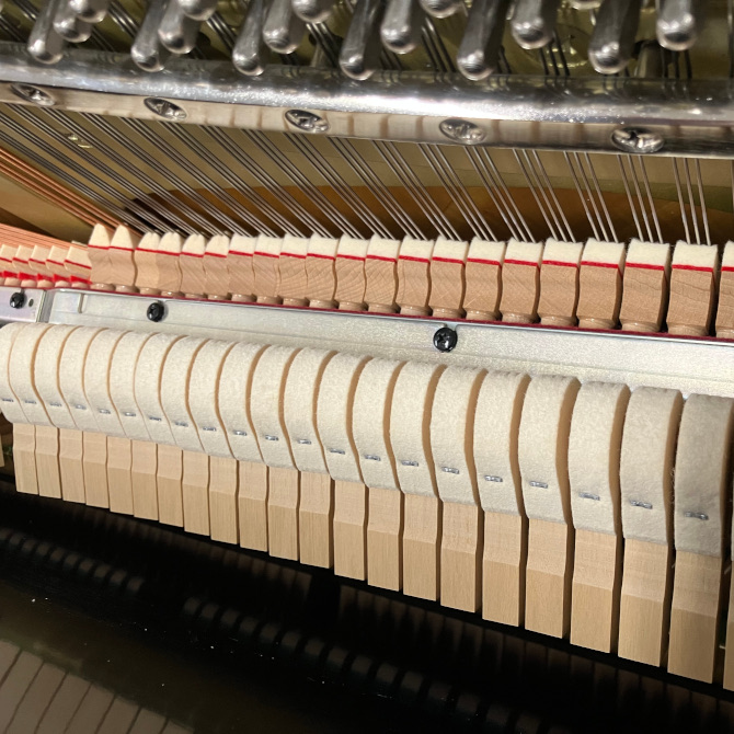 《中古》YM5SD　ヤマハサイレント付アップライトピアノ