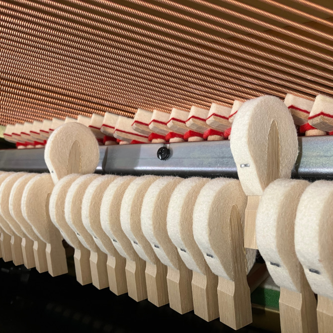 《中古》YM5SD　ヤマハサイレント付アップライトピアノ