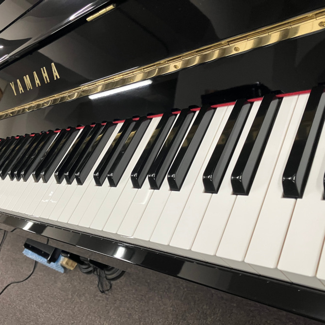 《中古》YM5SD　ヤマハサイレント付アップライトピアノ