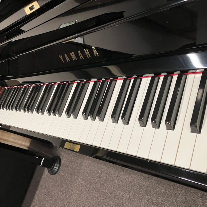 《中古》YUS3DE　ヤマハアップライトピアノ