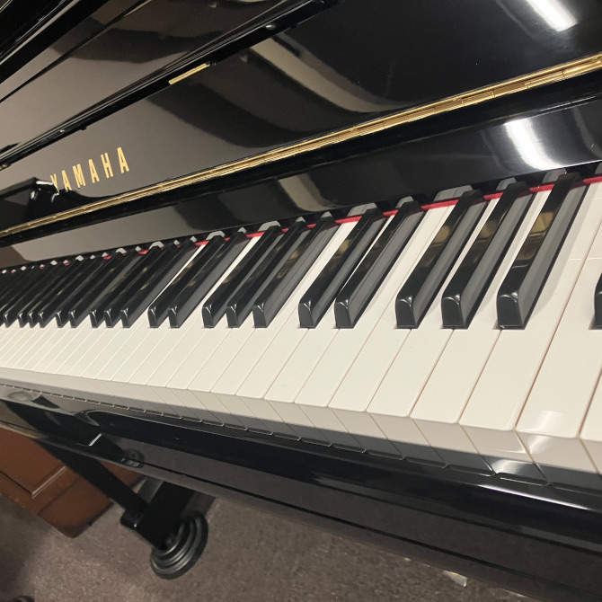 《中古》YU1S（消音装置取り外し済）　ヤマハアップライトピアノ