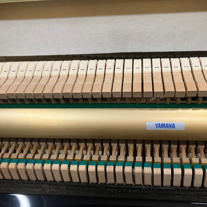 《中古》YU1S（消音装置取り外し済）　ヤマハアップライトピアノ