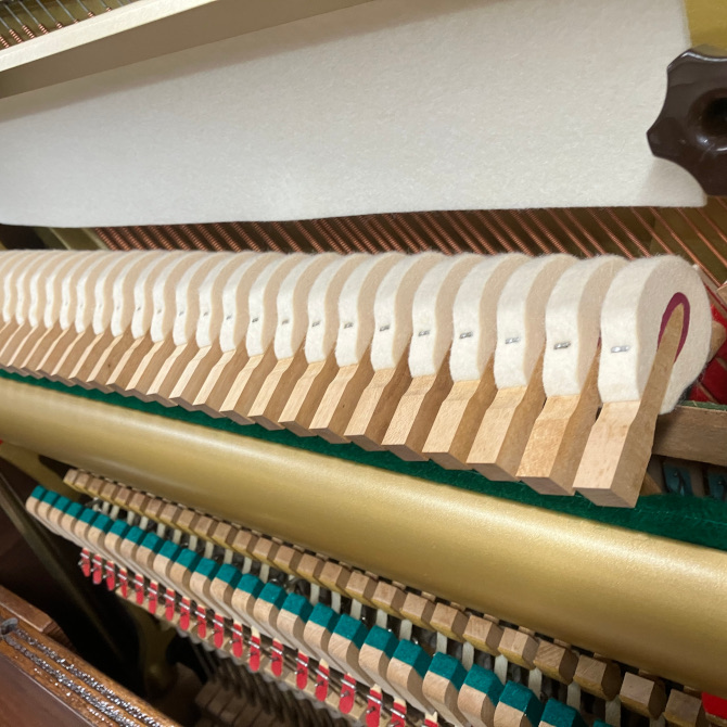 《中古》YU30WnC　ヤマハアップライトピアノ