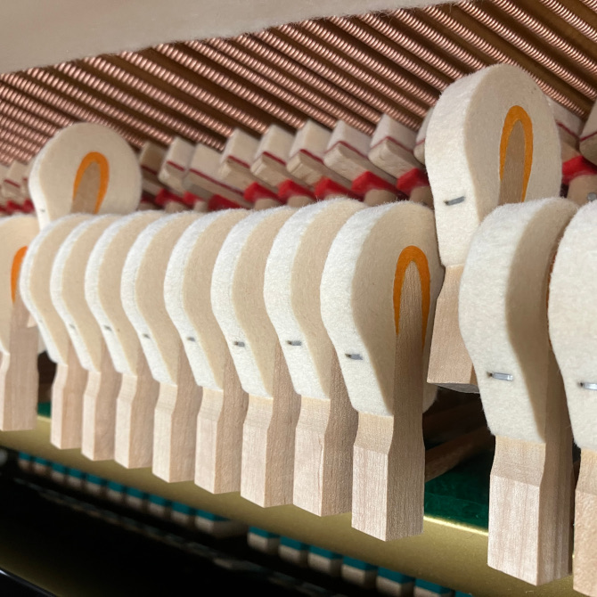 《中古》U10BL　ヤマハアップライトピアノ