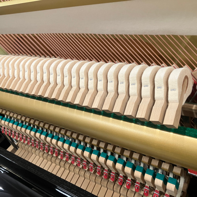 《中古》YUS1SEB　ヤマハアップライトピアノ(自動演奏機能取り外し済み)