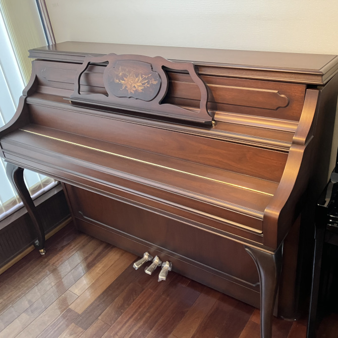 《中古》W100WnC　ヤマハアップライトピアノ