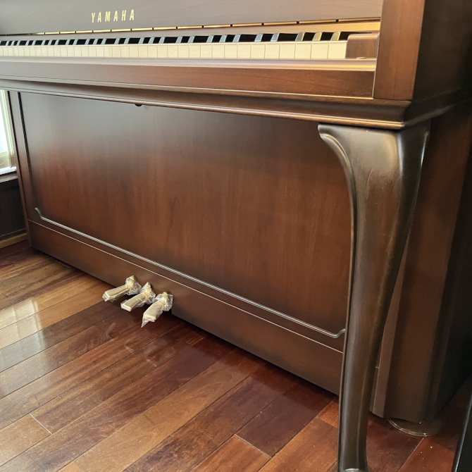 《中古》W100WnC　ヤマハアップライトピアノ