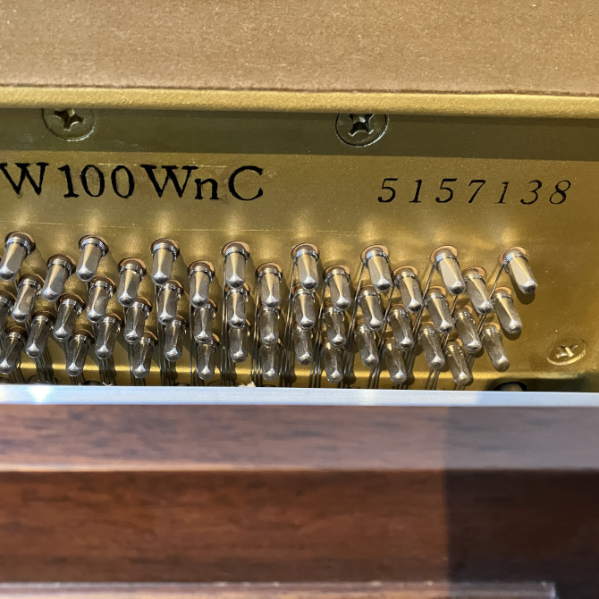 《中古》W100WnC　ヤマハアップライトピアノ