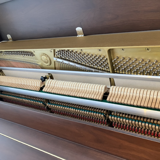 《中古》W100WnC　ヤマハアップライトピアノ