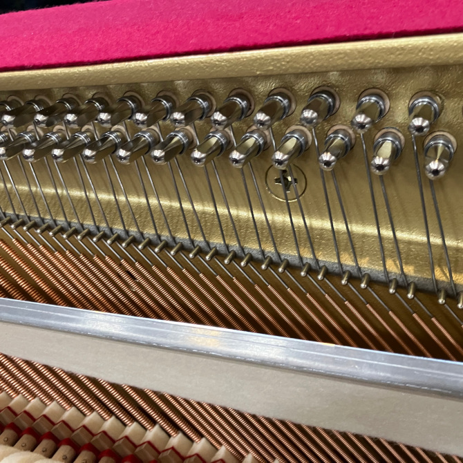 《中古》b113　ヤマハアップライトピアノ