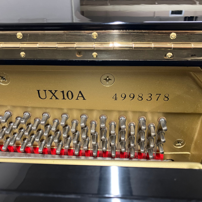 《中古》UX10A　ヤマハリニューアルアップライトピアノ