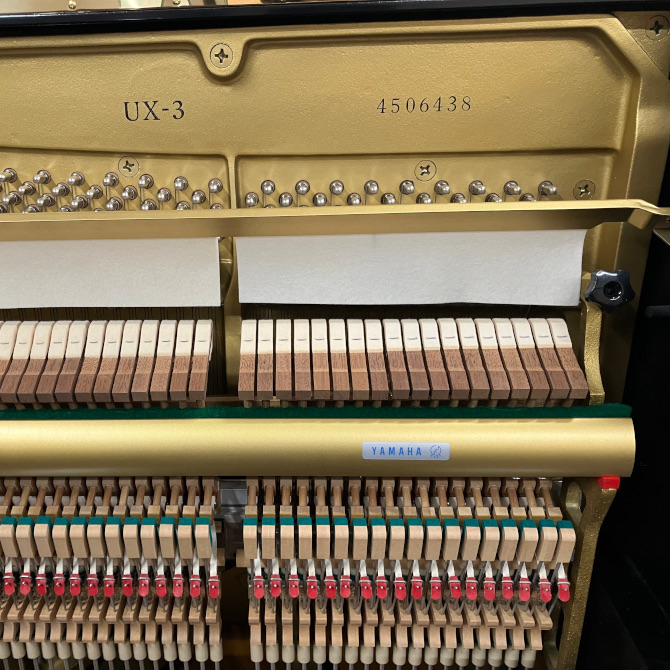 《中古》UX3　ヤマハリニューアルアップライトピアノ