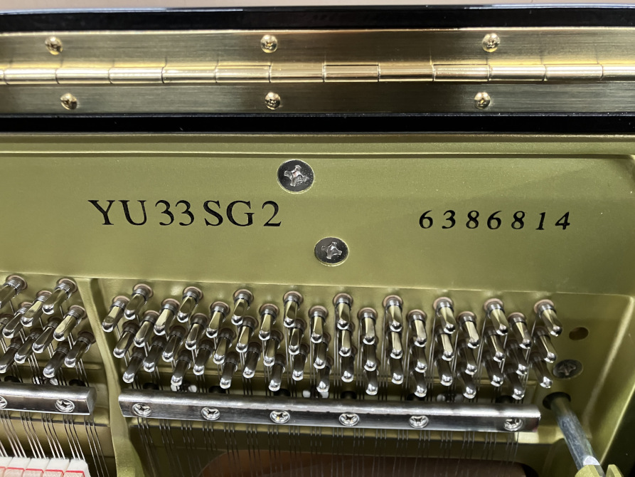 《中古》YU33SG2　ヤマハサイレント付きアップライトピアノ
