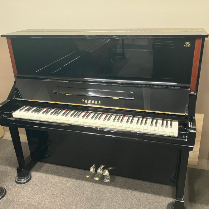 《中古》YU3C　ヤマハアップライトピアノ