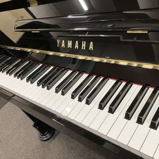 《中古》YM5　ヤマハアップライトピアノ