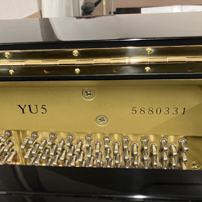 《中古》YU5　ヤマハリニューアルアップライトピアノ