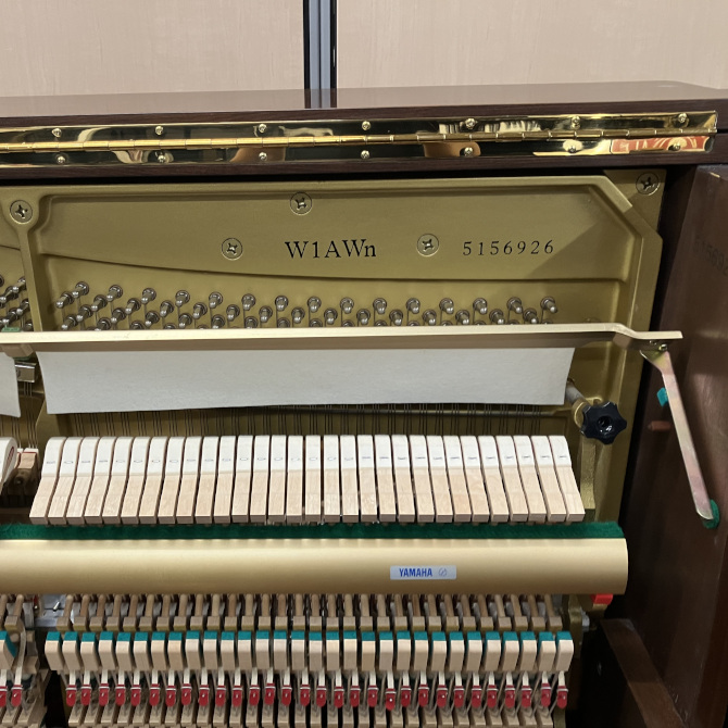 《中古》W1AWn　ヤマハリニューアルアップライトピアノ