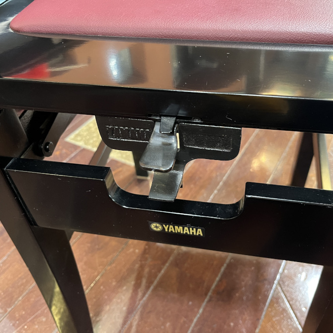 《中古》ヤマハ　背付高低自在椅子