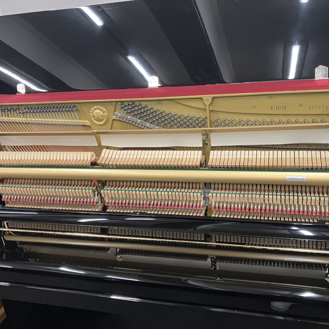 《中古》U10BL ヤマハアップライトピアノ