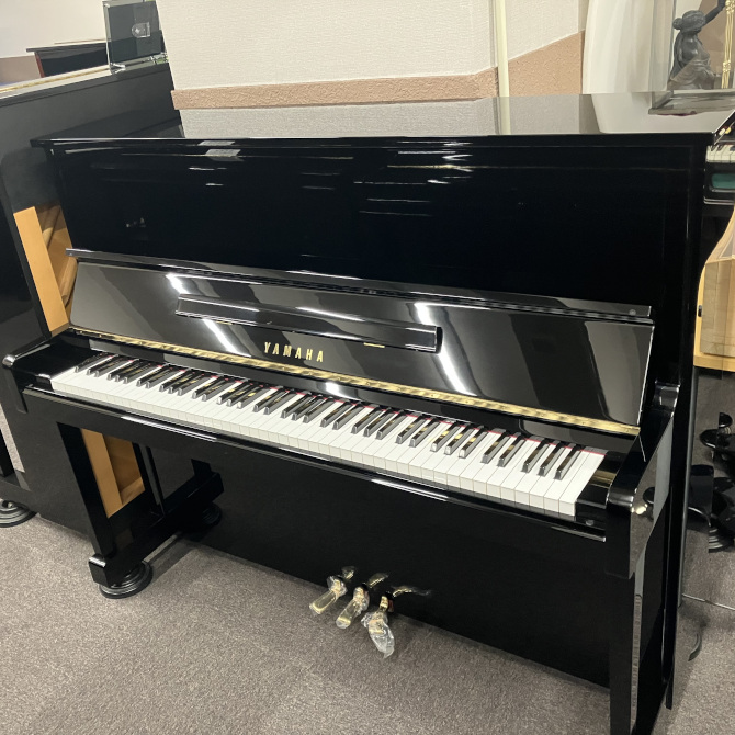 《中古》U10BL ヤマハアップライトピアノ